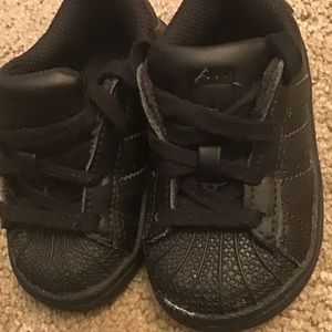 Adidas black 4 infant